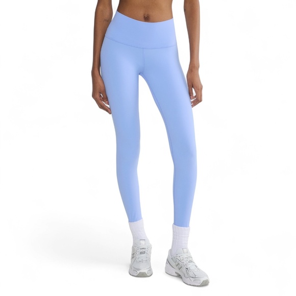 Golden Butter Cheeky Hi-rise 26” Legging in Dayflower Blue - Picture 2 of 11